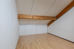 Slaapkamer zolder 3.jpg
